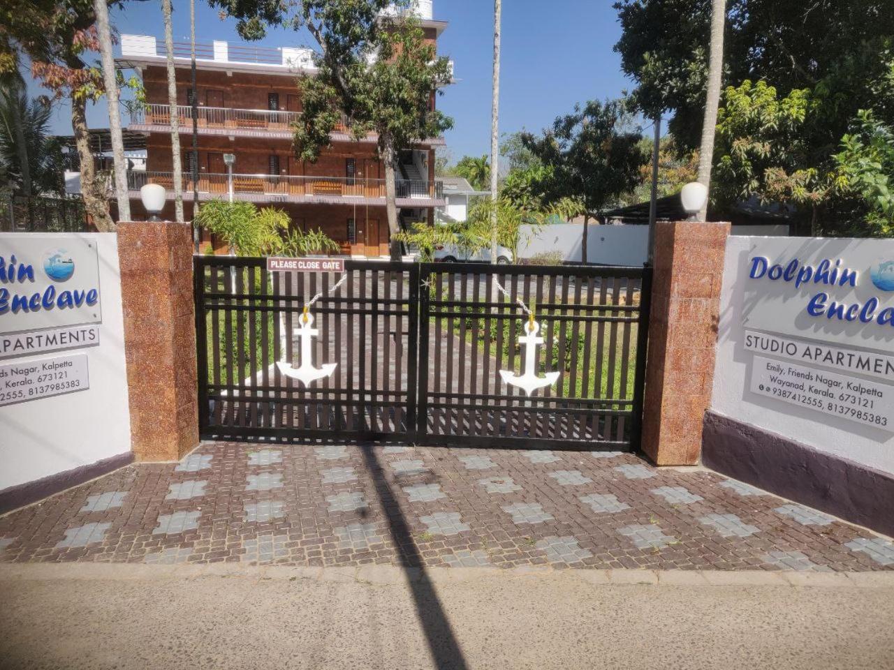Dolphin Enclave Service Studio Apartments Kalpetta Exterior photo