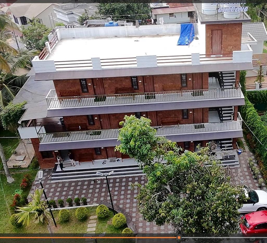 Dolphin Enclave Service Studio Apartments Kalpetta Exterior photo