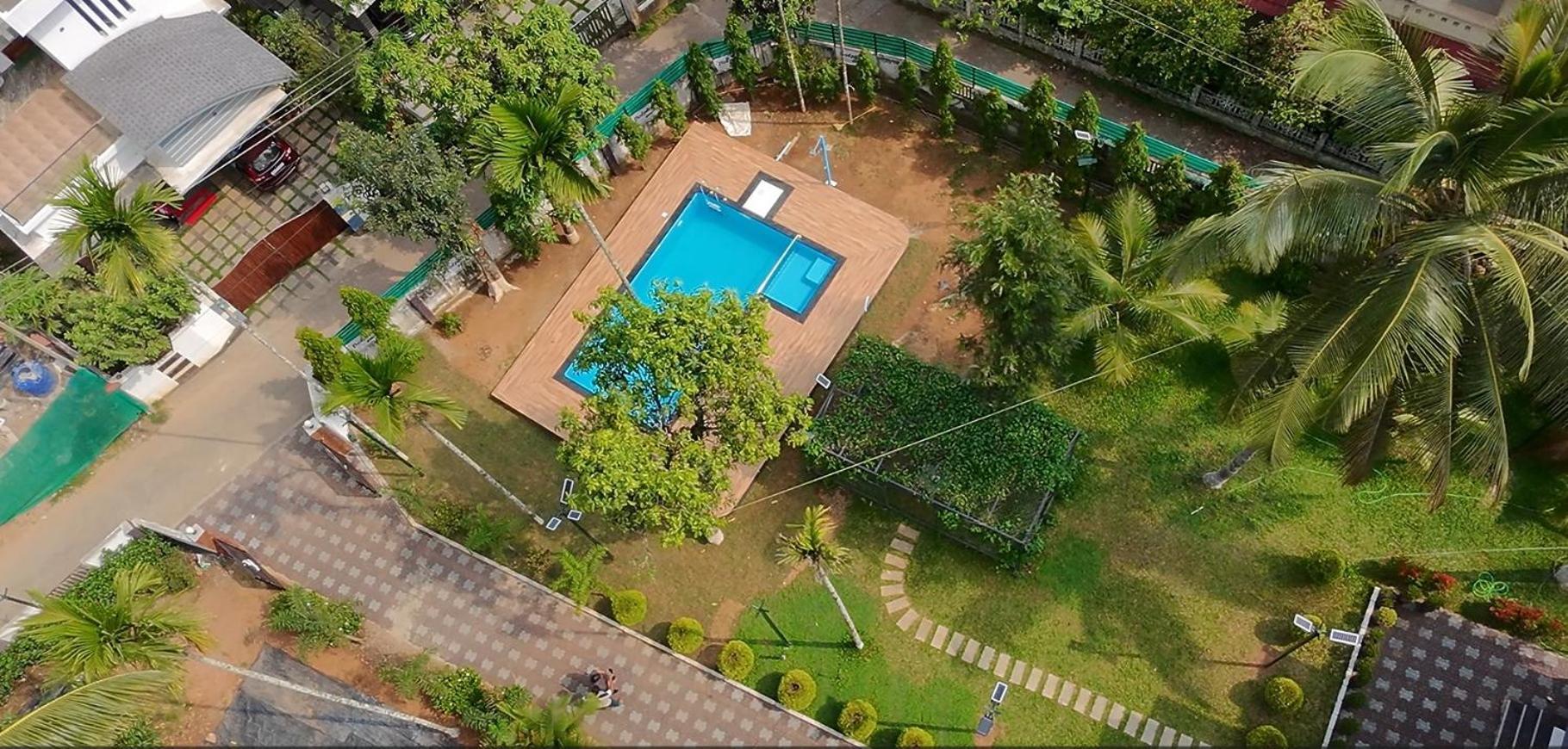 Dolphin Enclave Service Studio Apartments Kalpetta Exterior photo